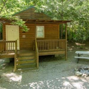 Arrow Creek Camp and Cabins